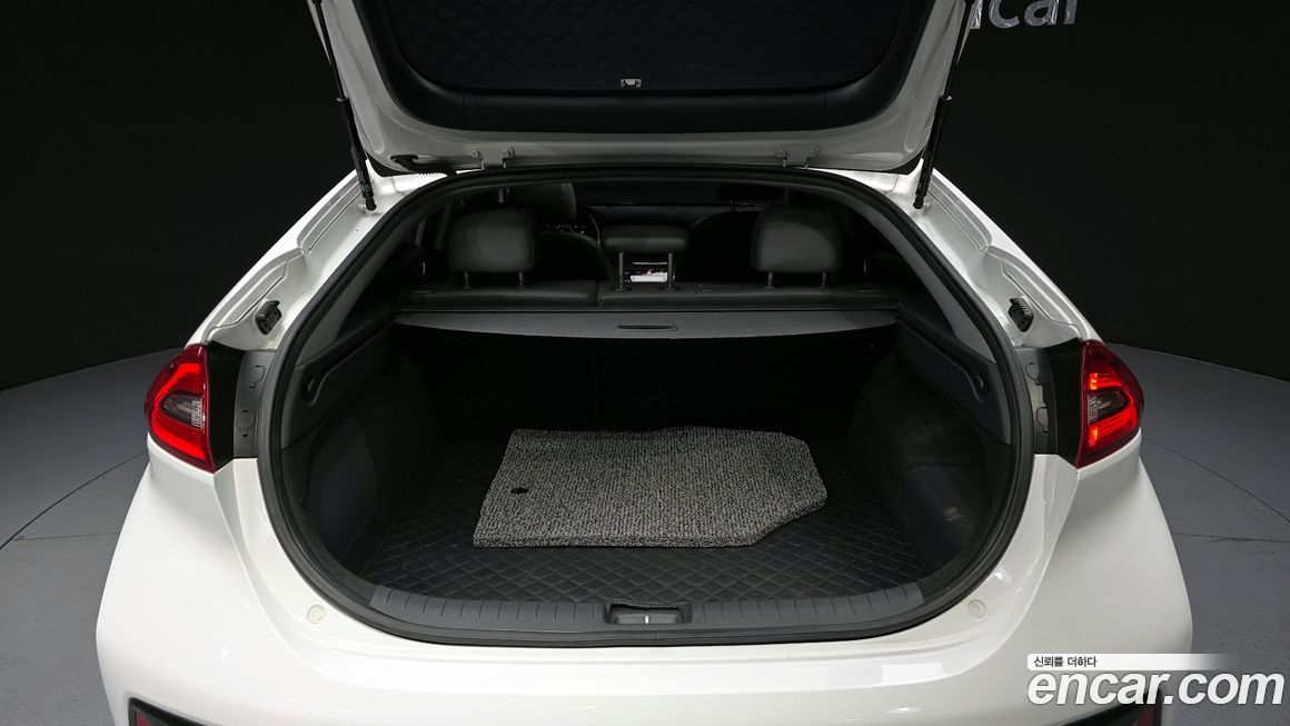 Hyundai Ioniq 2016
