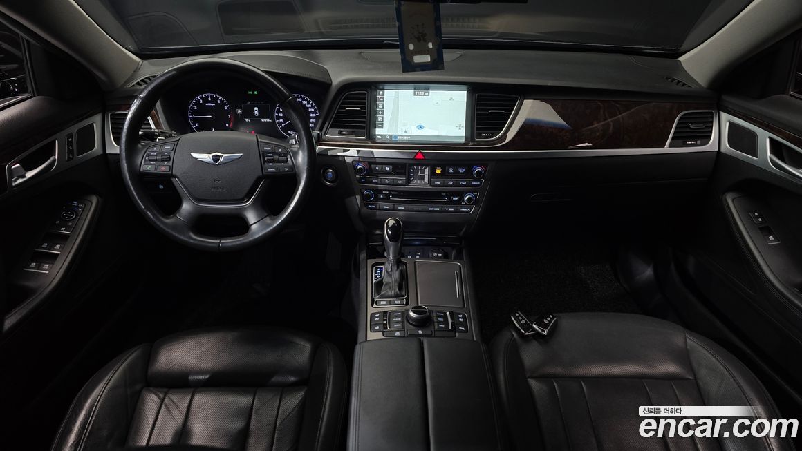 Hyundai Genesis 2016