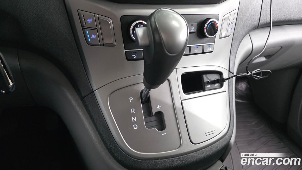 Hyundai Starex 2019