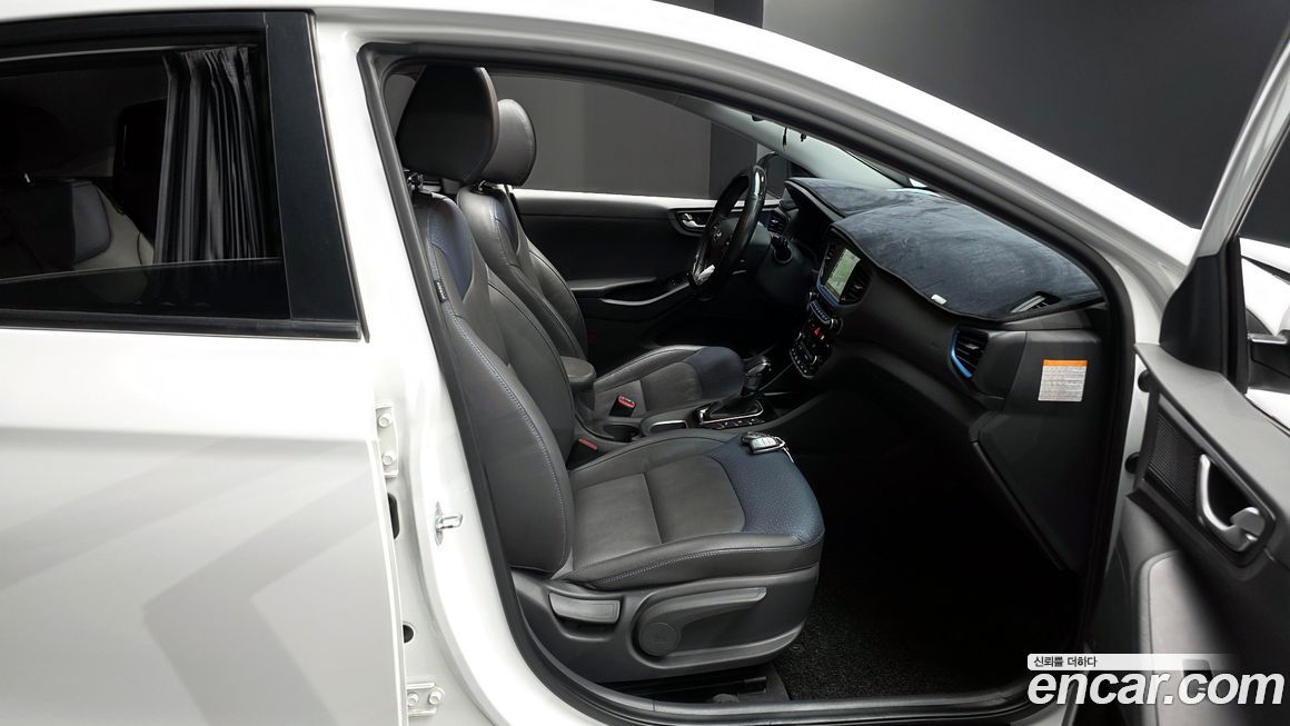 Hyundai Ioniq 2016