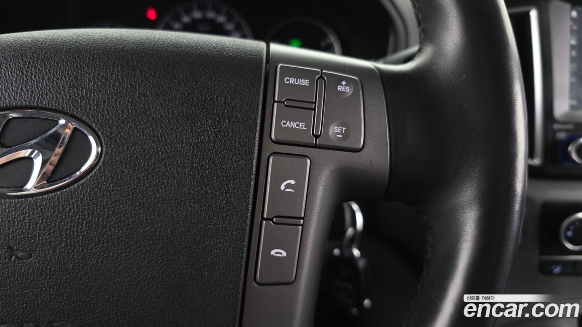 Hyundai Starex 2019