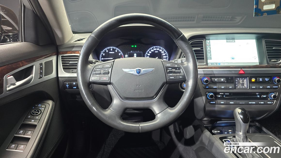 Hyundai Genesis 2016