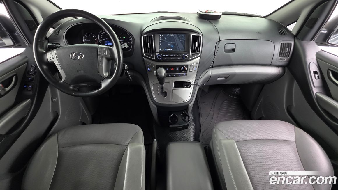 Hyundai Starex 2019