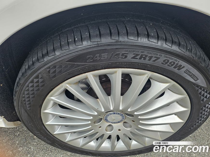 Mercedes-Benz E-Class 2014