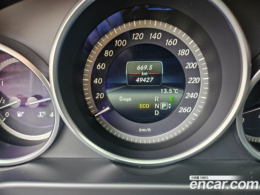 Mercedes-Benz E-Class 2014