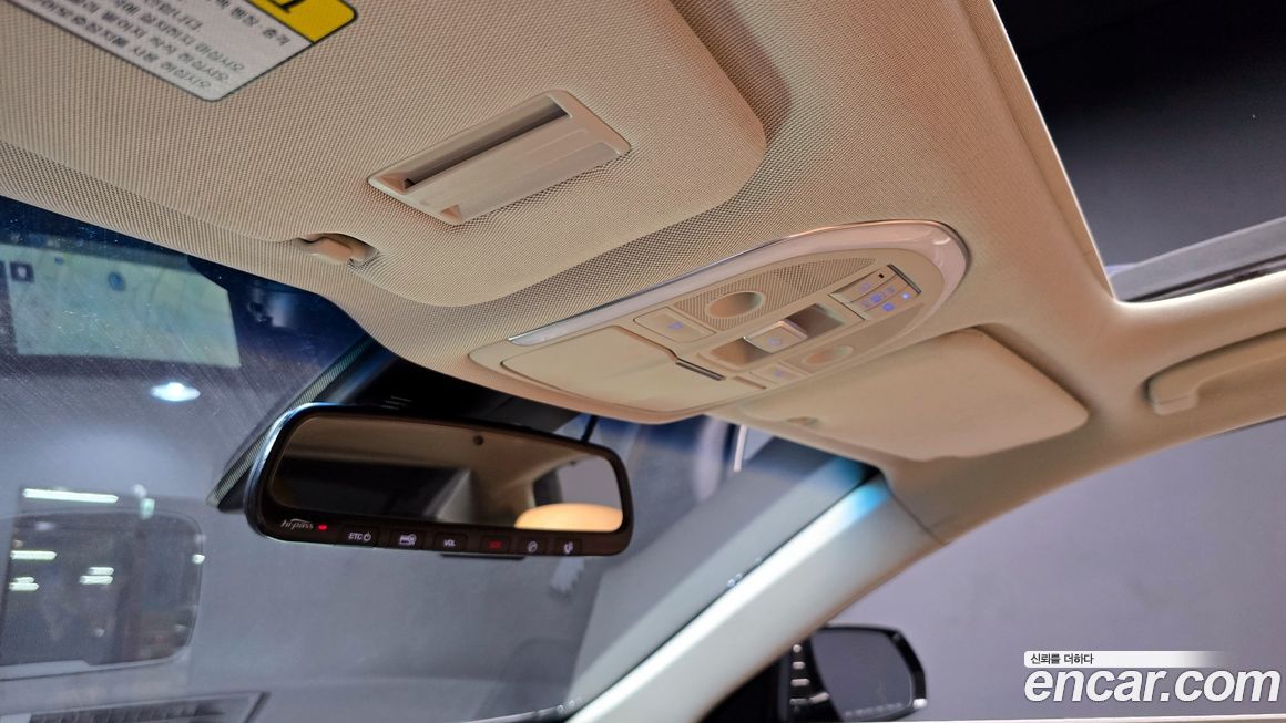 Hyundai Genesis 2016