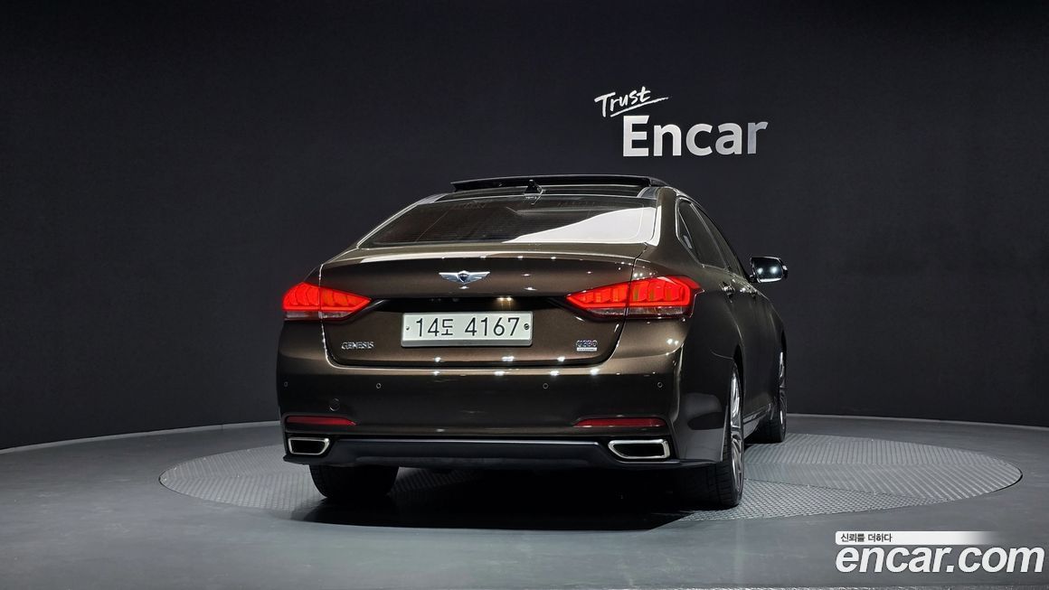 Hyundai Genesis 2016