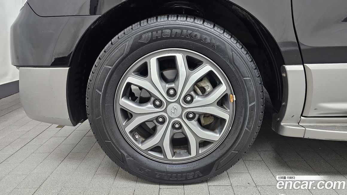 Hyundai Starex 2017