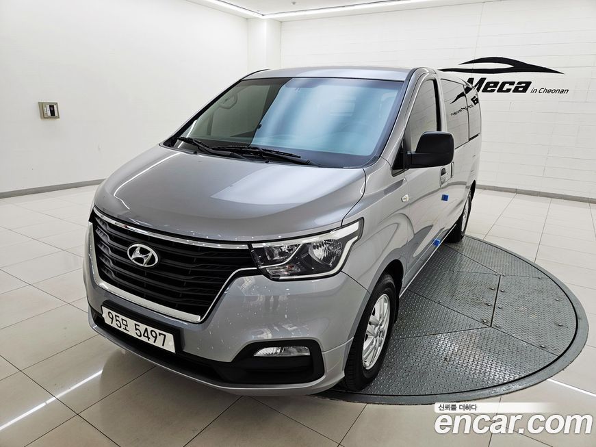 Hyundai Starex 2021