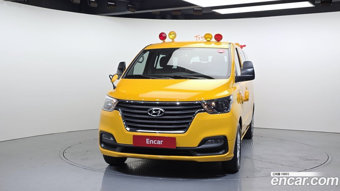 Hyundai Starex 2019