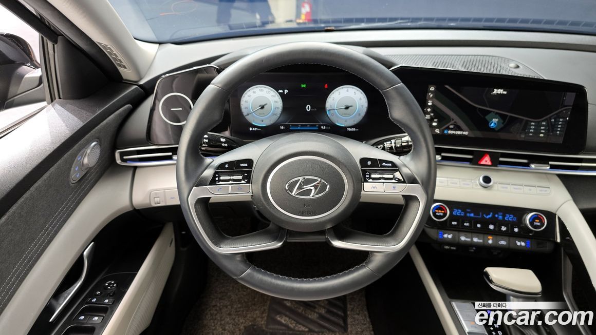 Hyundai AVANTE 2022