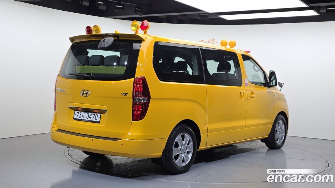 Hyundai Starex 2019