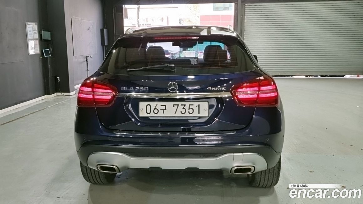 Mercedes-Benz GLA-Class 2019
