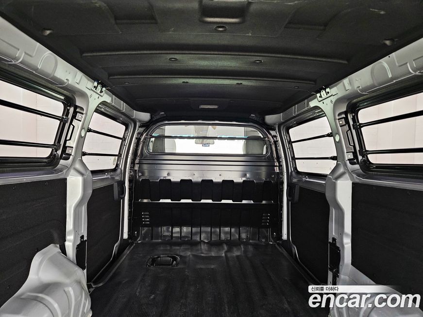 Hyundai Starex 2021