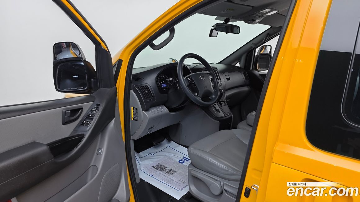Hyundai Starex 2019