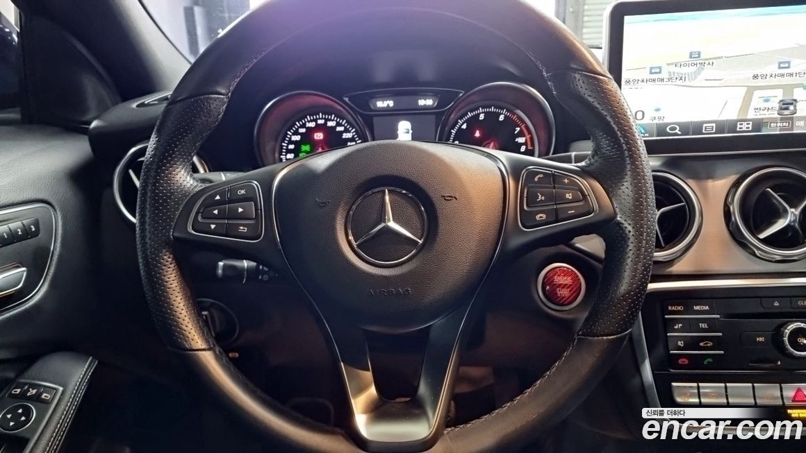 Mercedes-Benz GLA-Class 2019