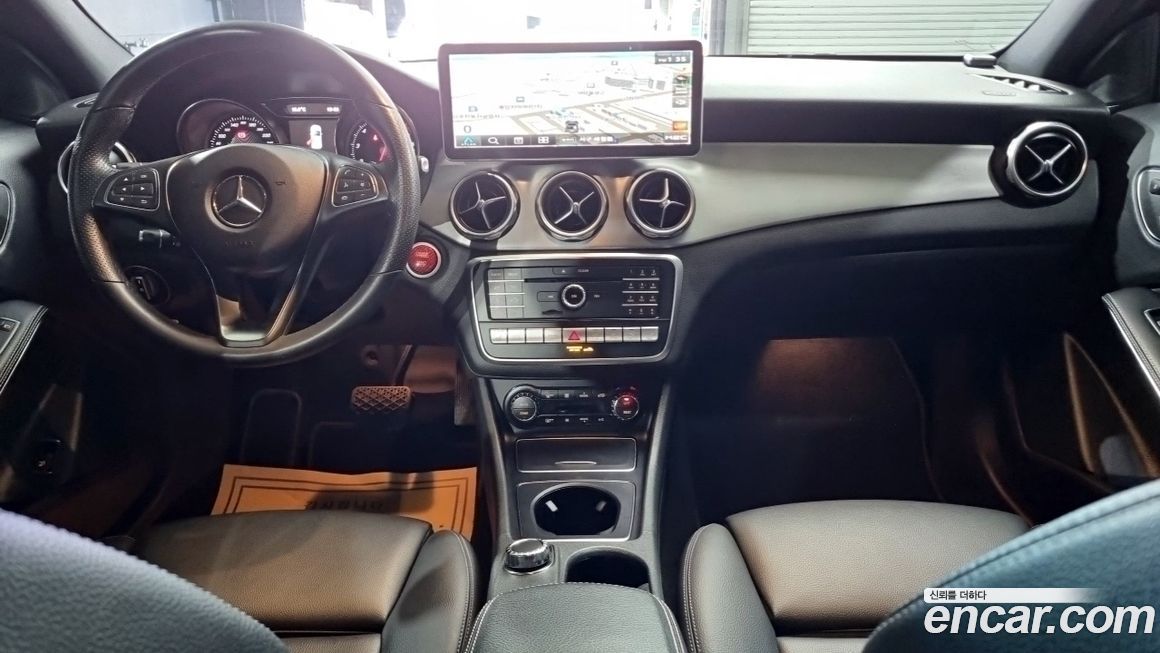 Mercedes-Benz GLA-Class 2019