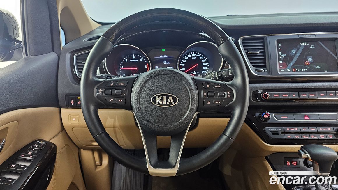 Kia Canival 2020