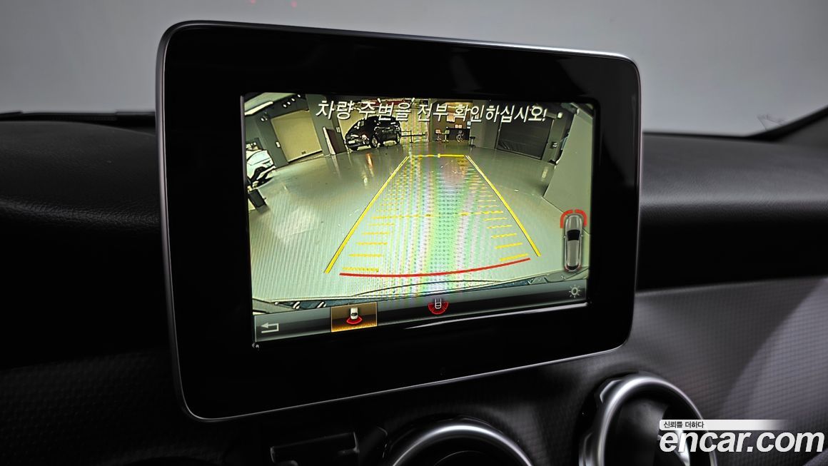 Mercedes-Benz GLA-Class 2018