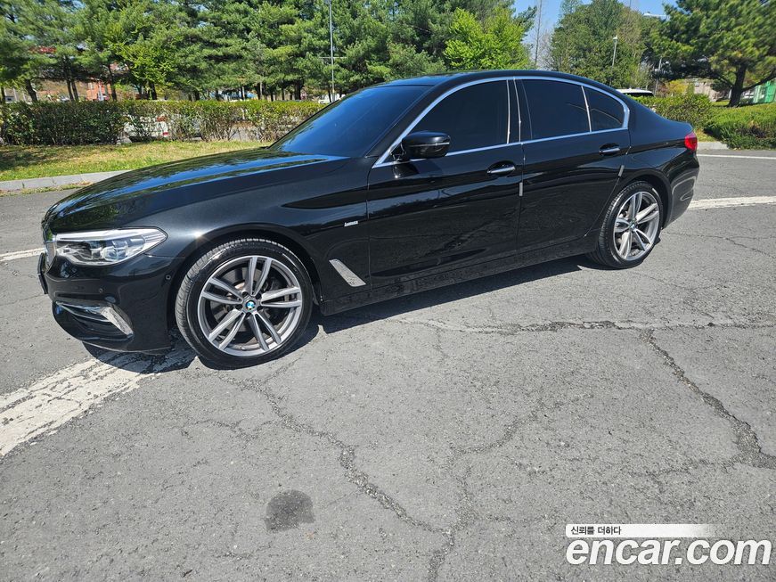 BMW 5-Series 2018