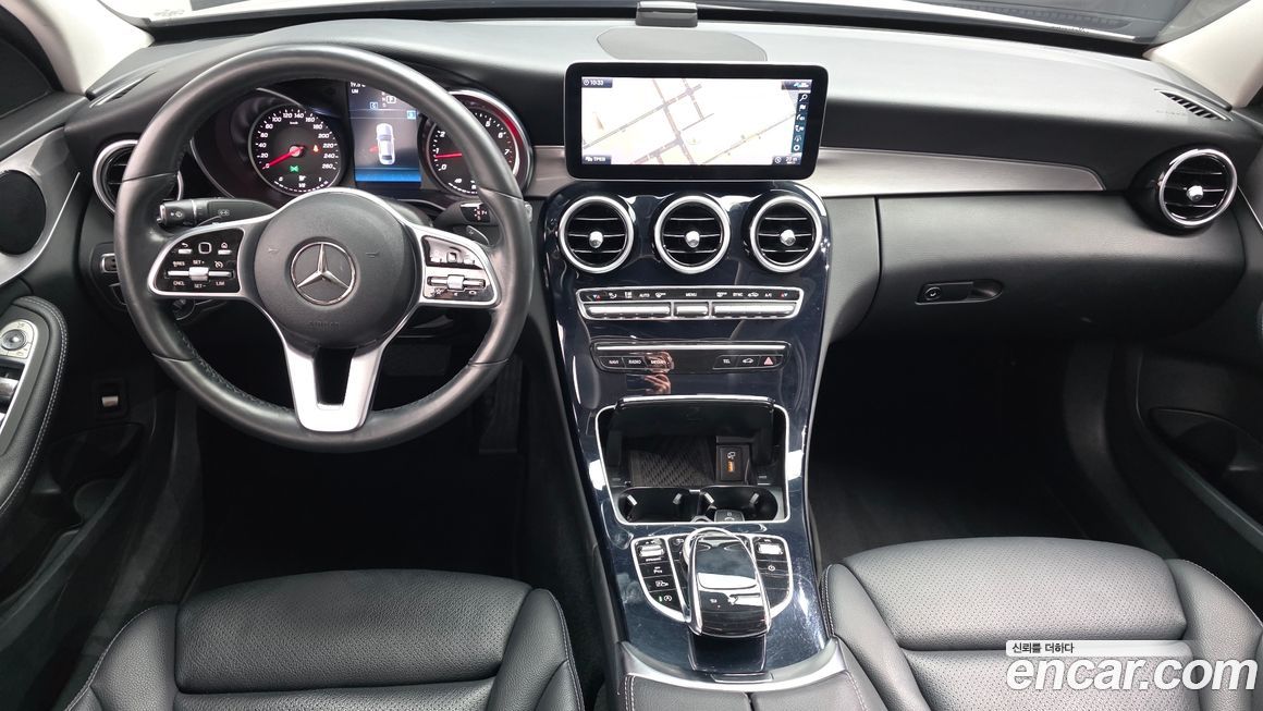 Mercedes-Benz C-Class 2020