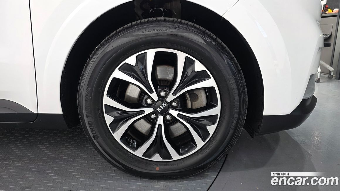 Kia Canival 2021