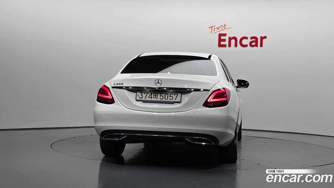 Mercedes-Benz C-Class 2020