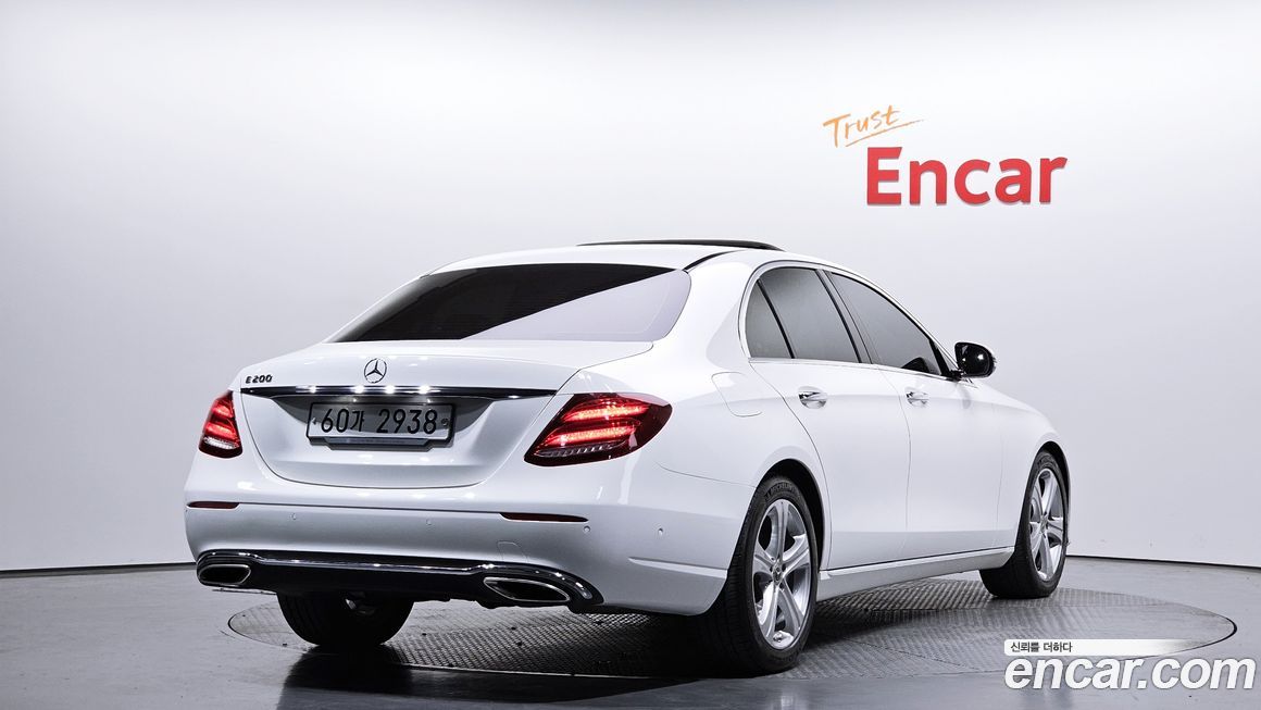 Mercedes-Benz E-Class 2018