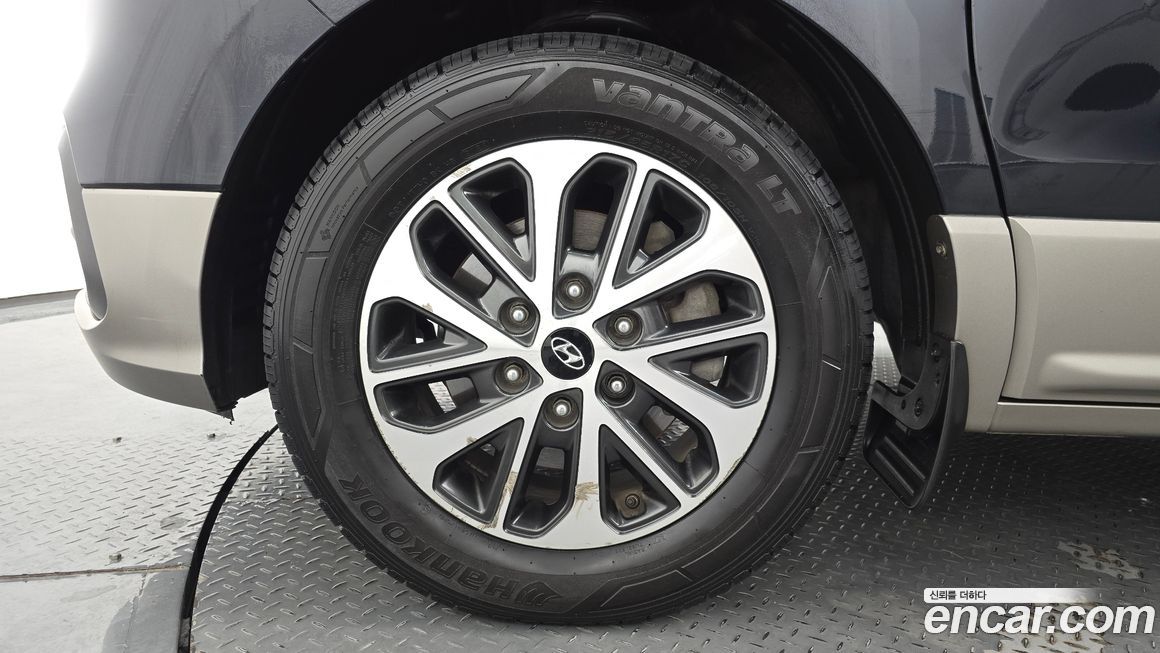 Hyundai Starex 2020