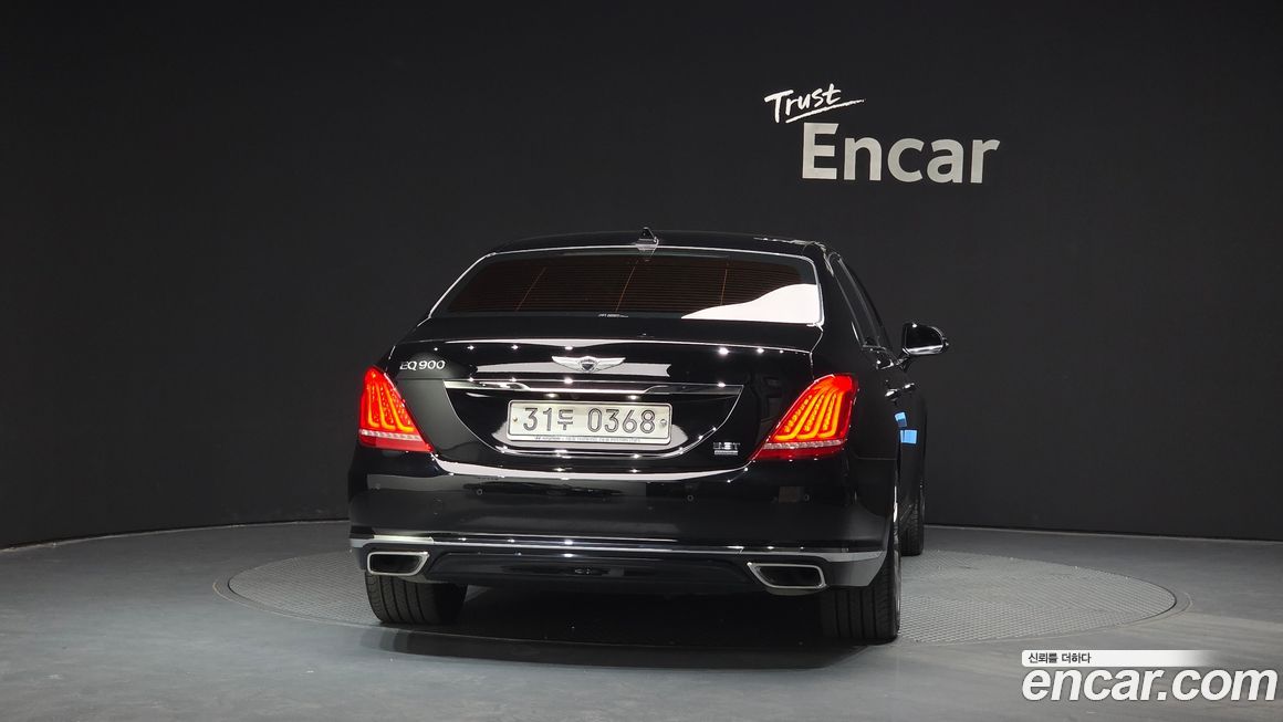 Genesis EQ900 2016