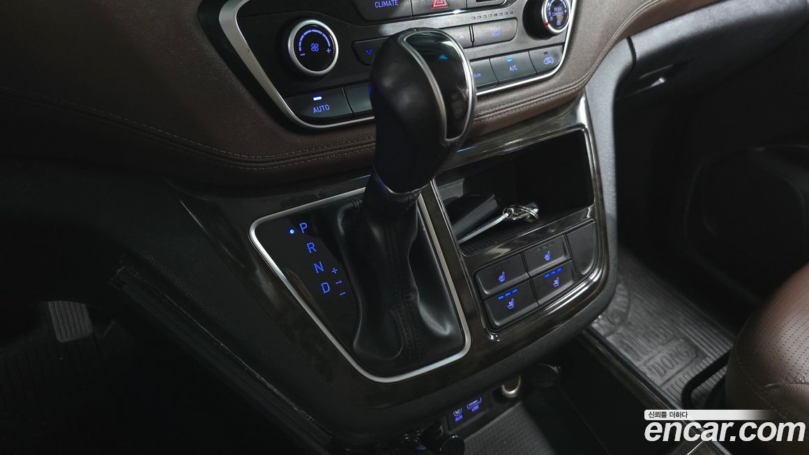 Hyundai Starex 2020