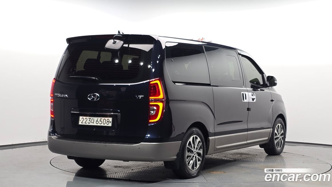 Hyundai Starex 2020