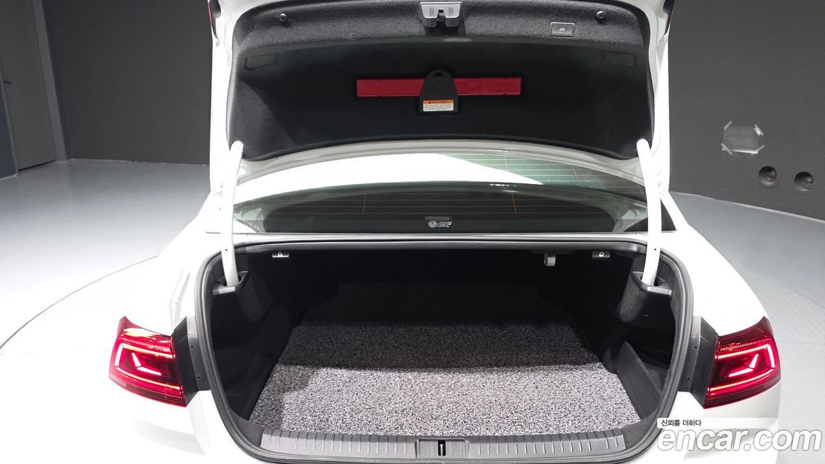 Volkswagen Passat 2022