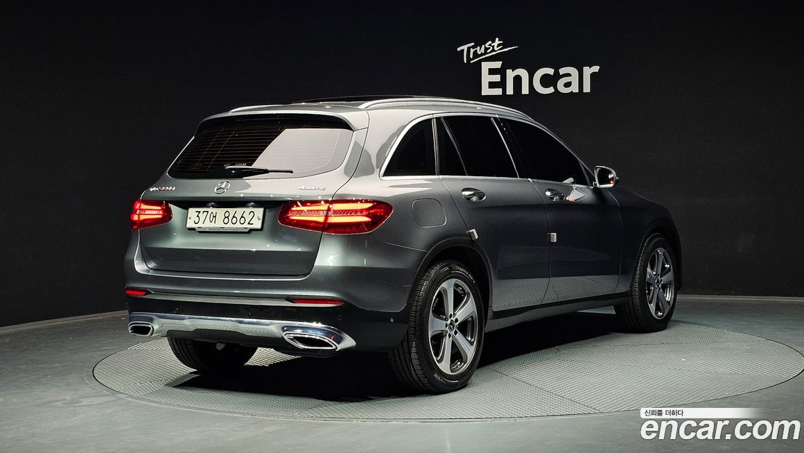 Mercedes-Benz GLC-Class 2018