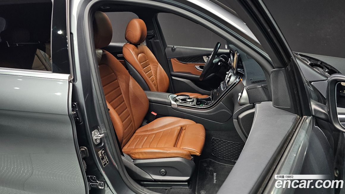 Mercedes-Benz GLC-Class 2018