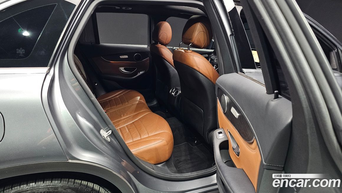 Mercedes-Benz GLC-Class 2018