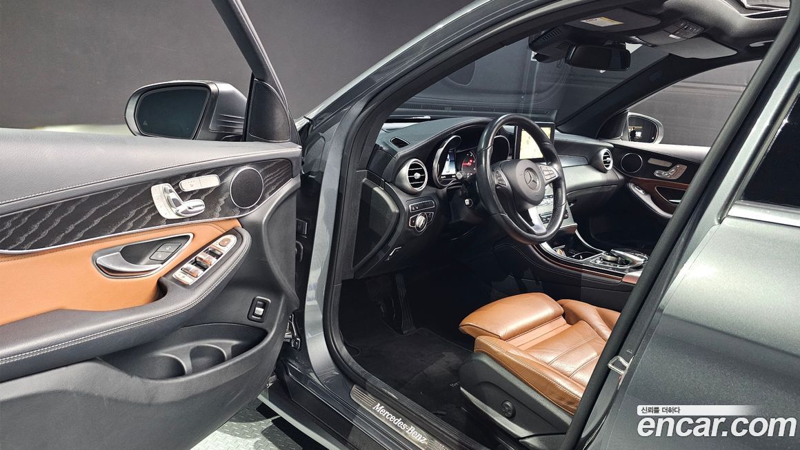 Mercedes-Benz GLC-Class 2018