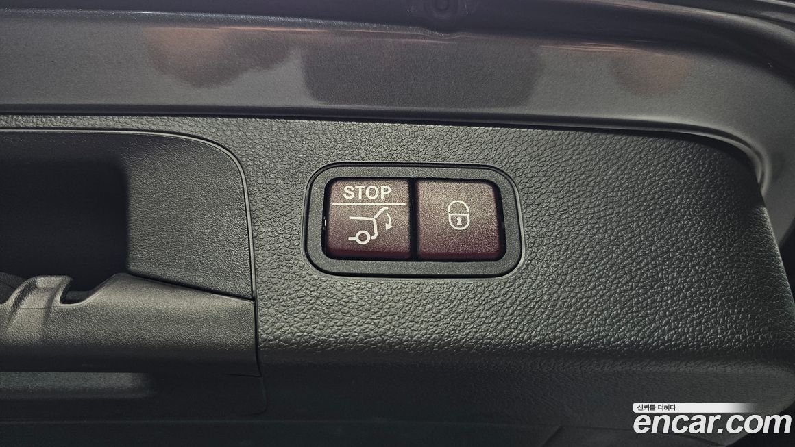 Mercedes-Benz GLC-Class 2018