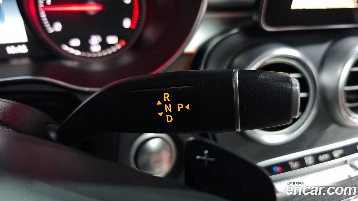 Mercedes-Benz GLC-Class 2018