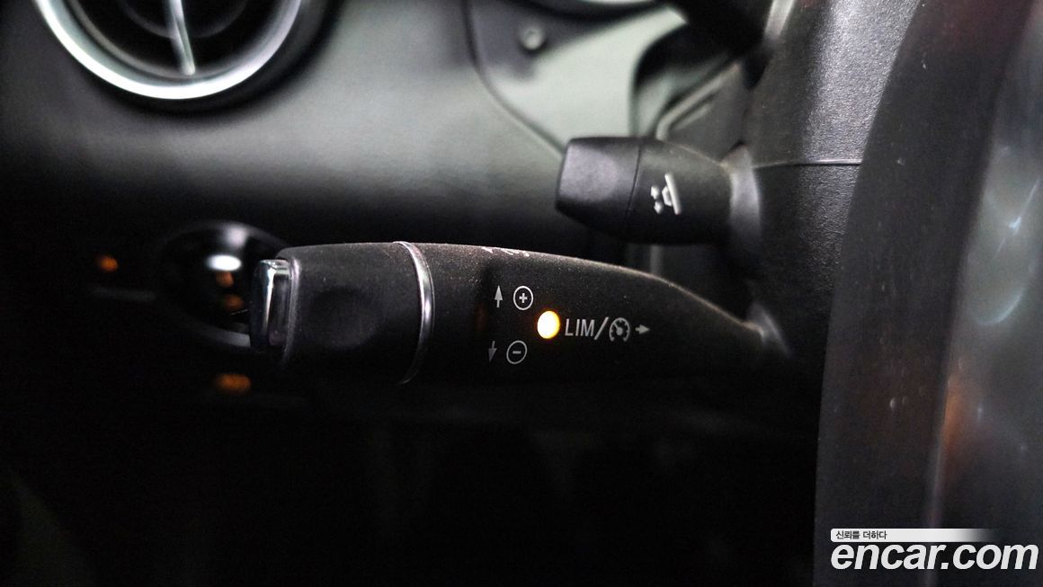 Mercedes-Benz SLK-Class 2016