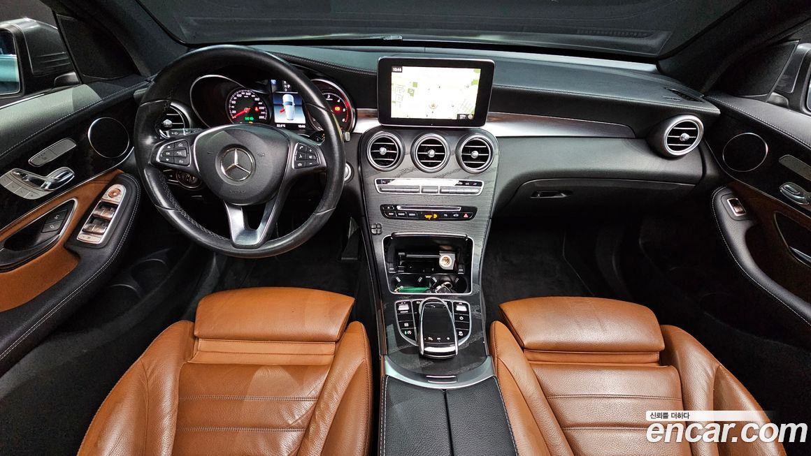 Mercedes-Benz GLC-Class 2018