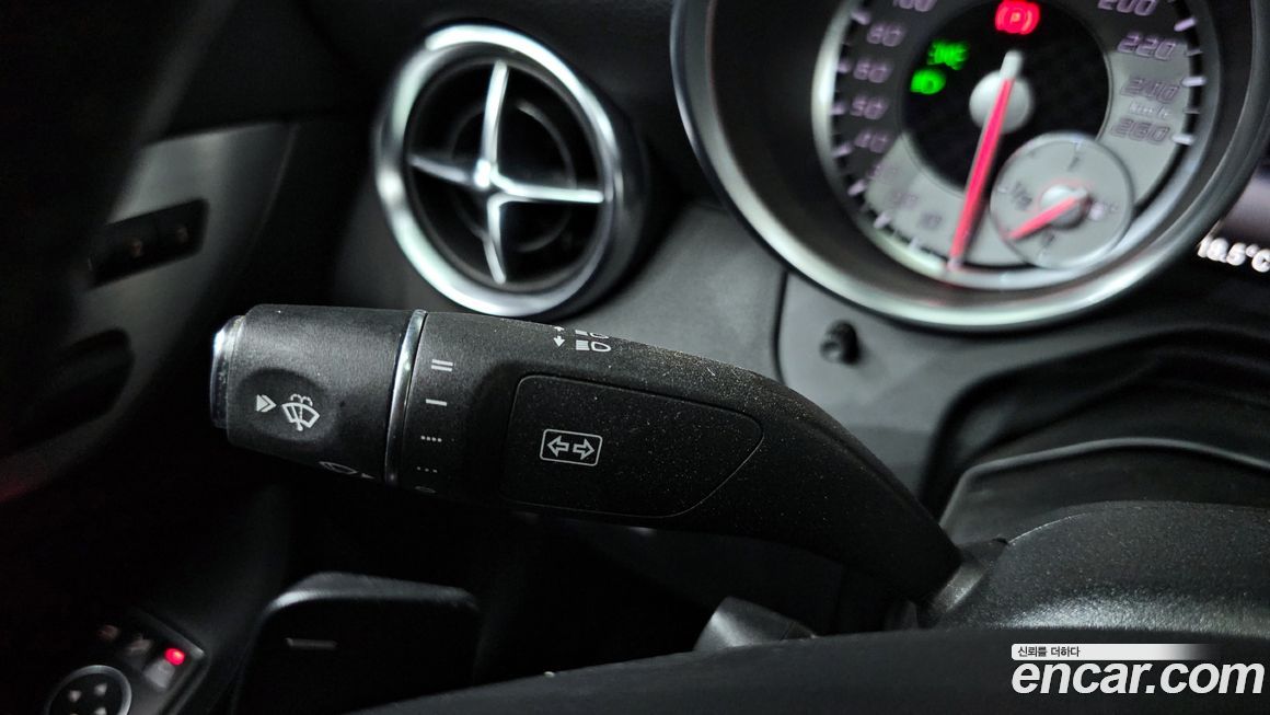 Mercedes-Benz SLK-Class 2016