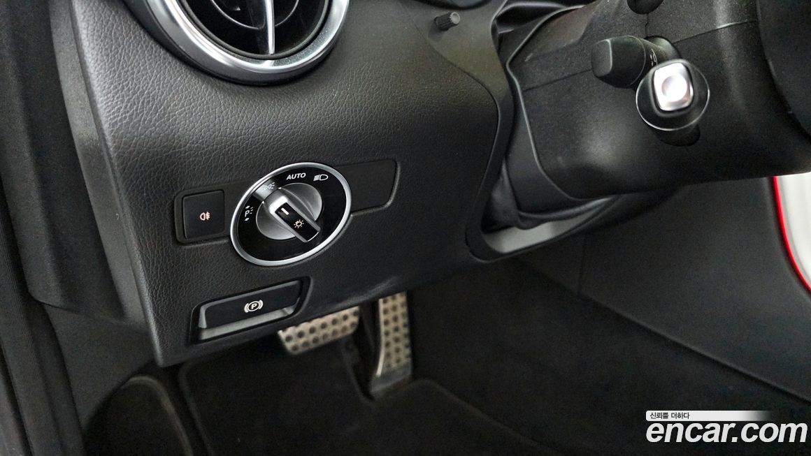 Mercedes-Benz SLK-Class 2016