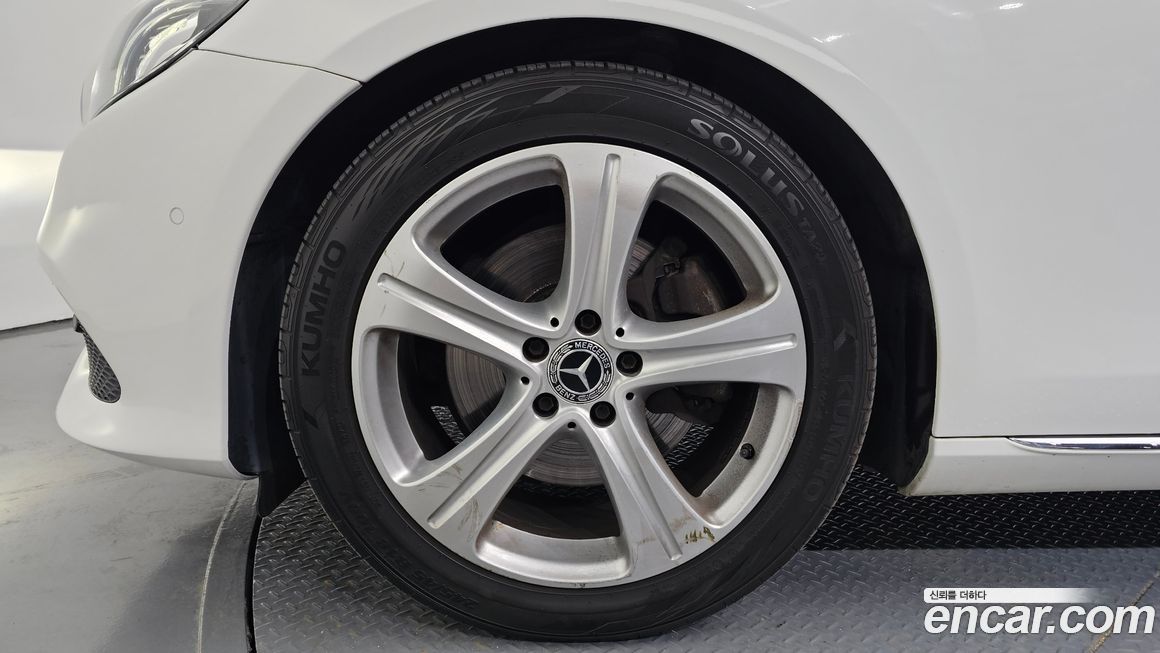 Mercedes-Benz E-Class 2018