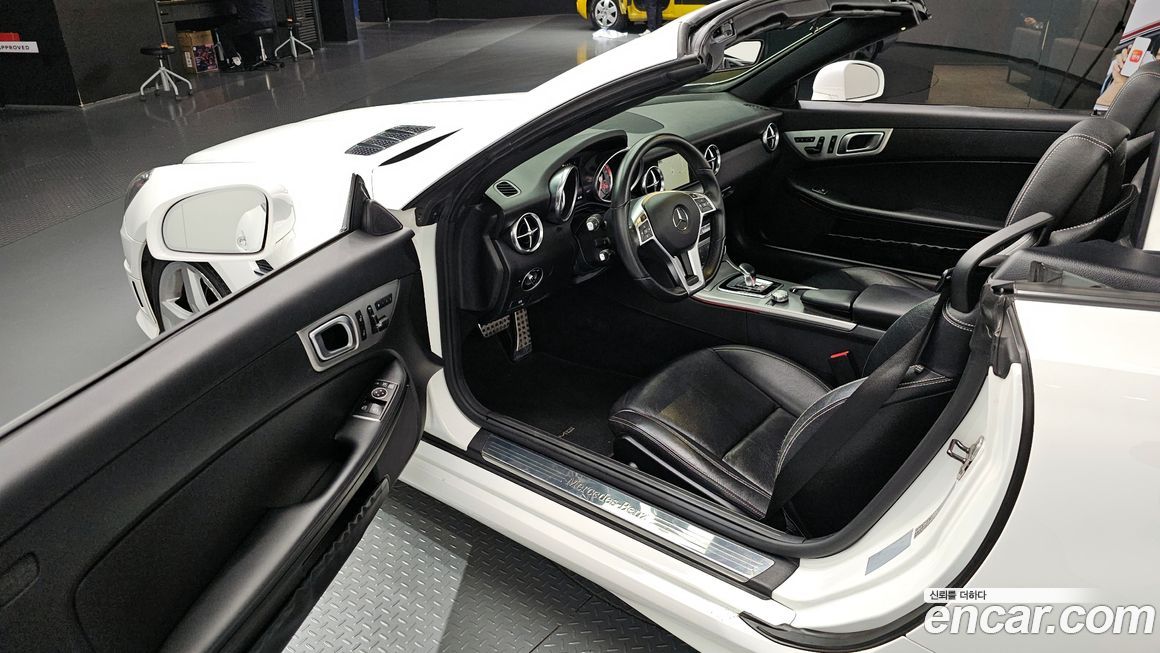 Mercedes-Benz SLK-Class 2016