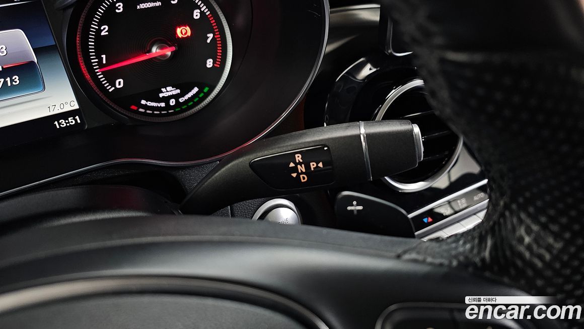 Mercedes-Benz GLC-Class 2018