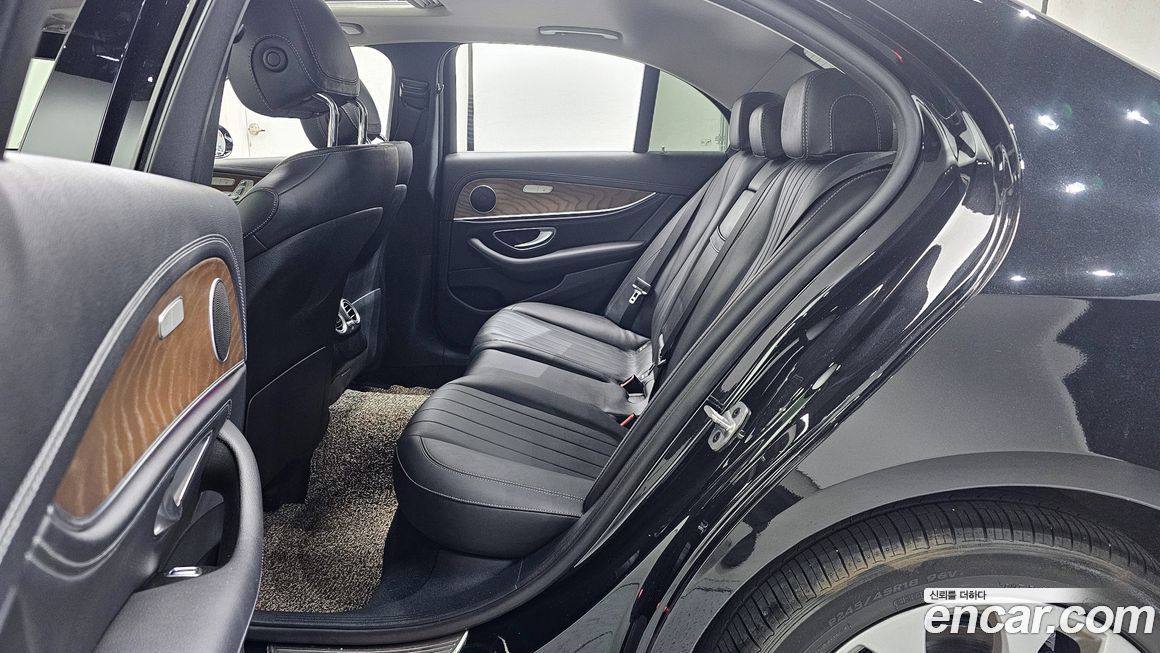 Mercedes-Benz E-Class 2019