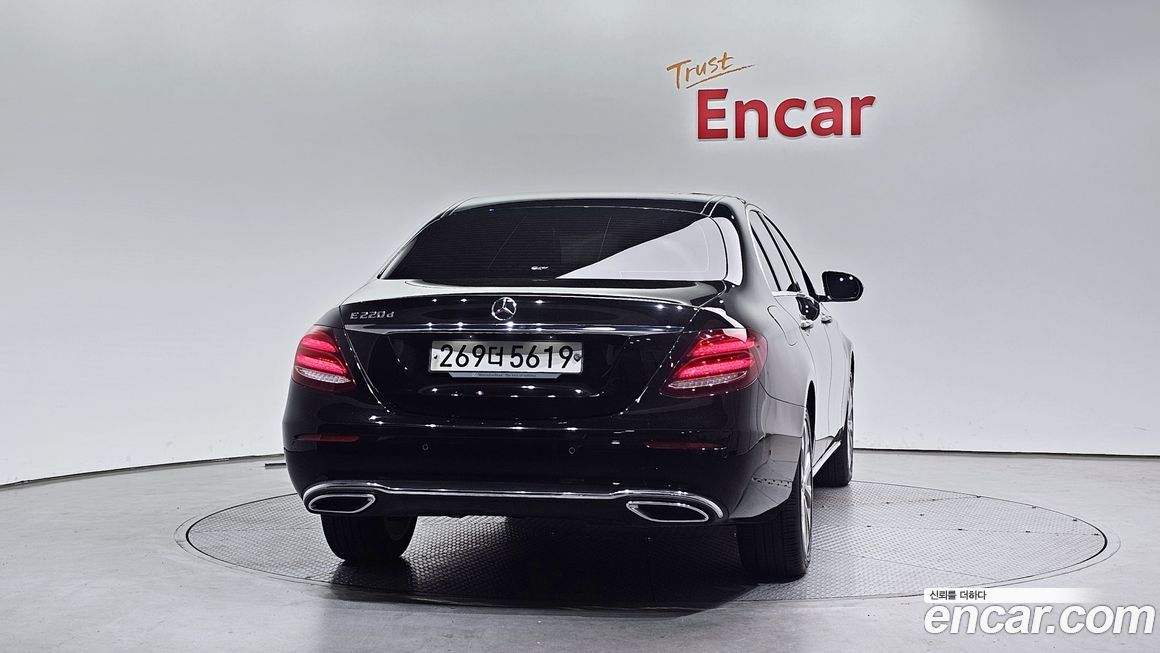 Mercedes-Benz E-Class 2019