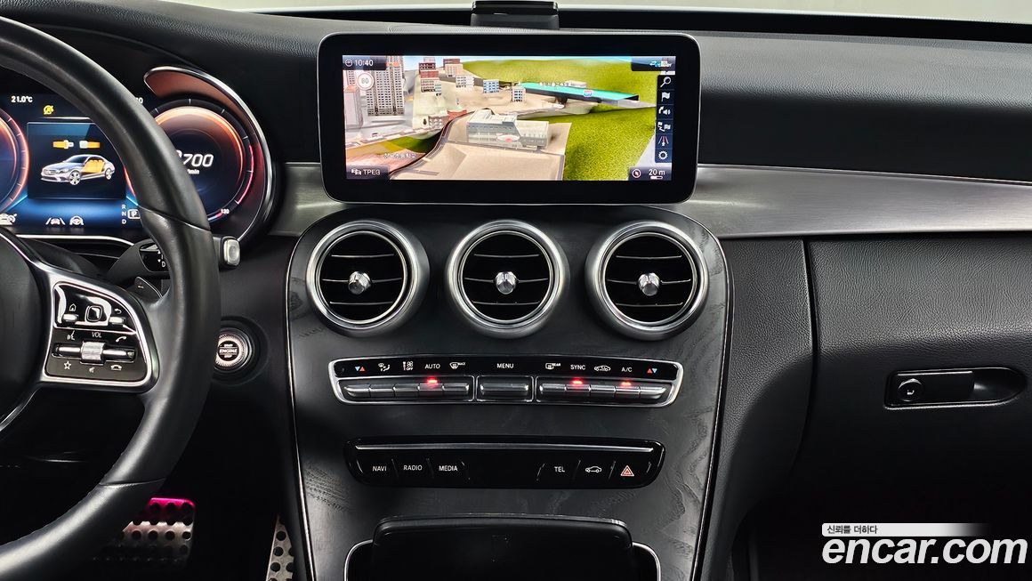 Mercedes-Benz C-Class 2021