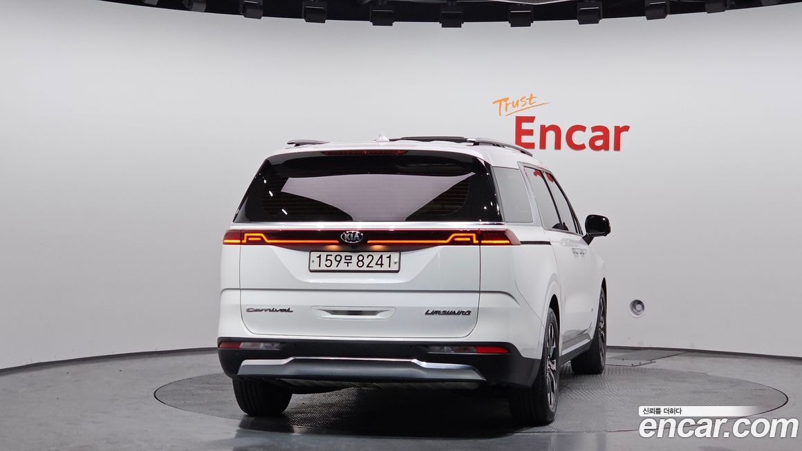 Kia Canival 2021